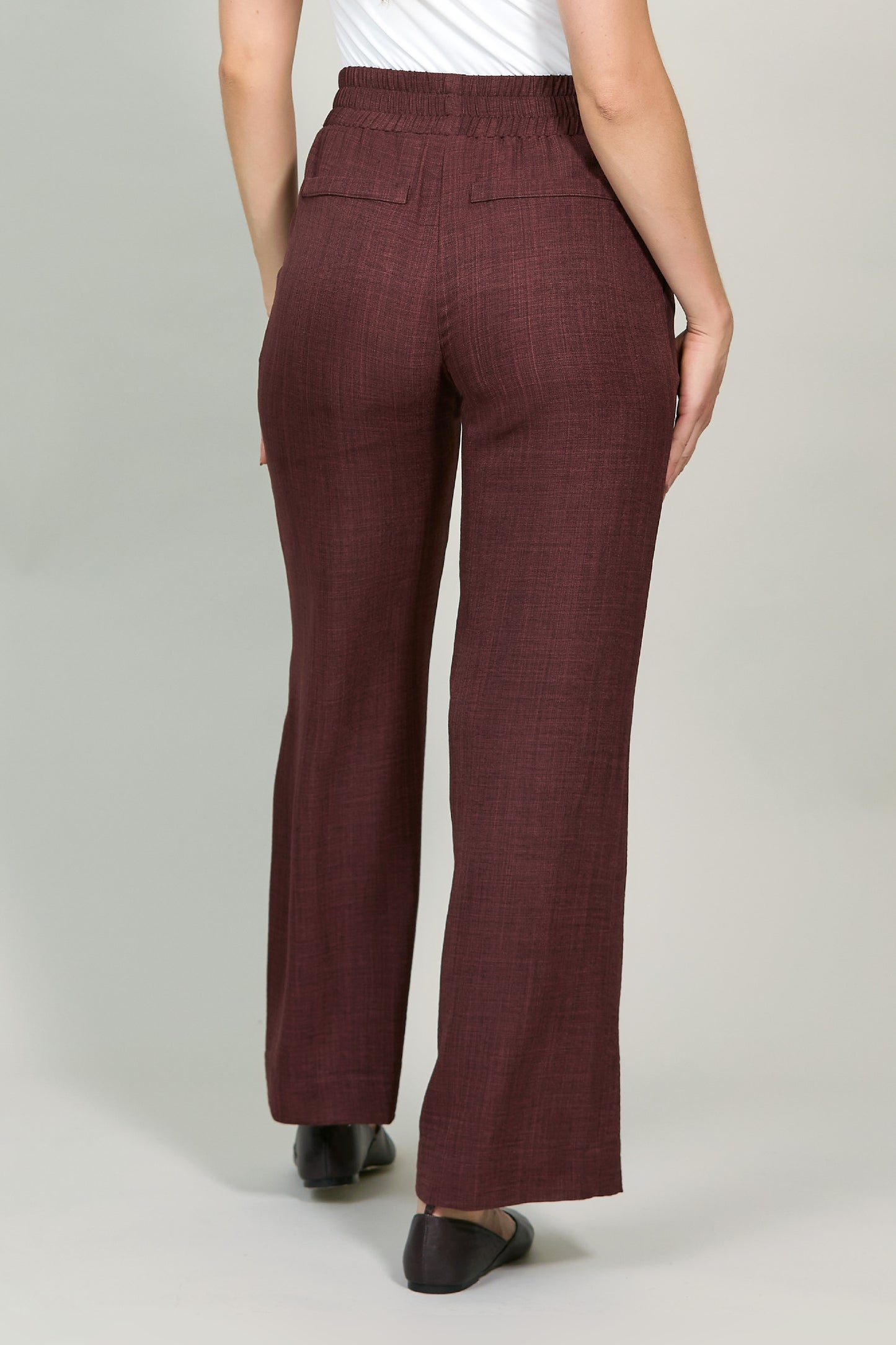 Pantalón recto con resorte en cintura 251039