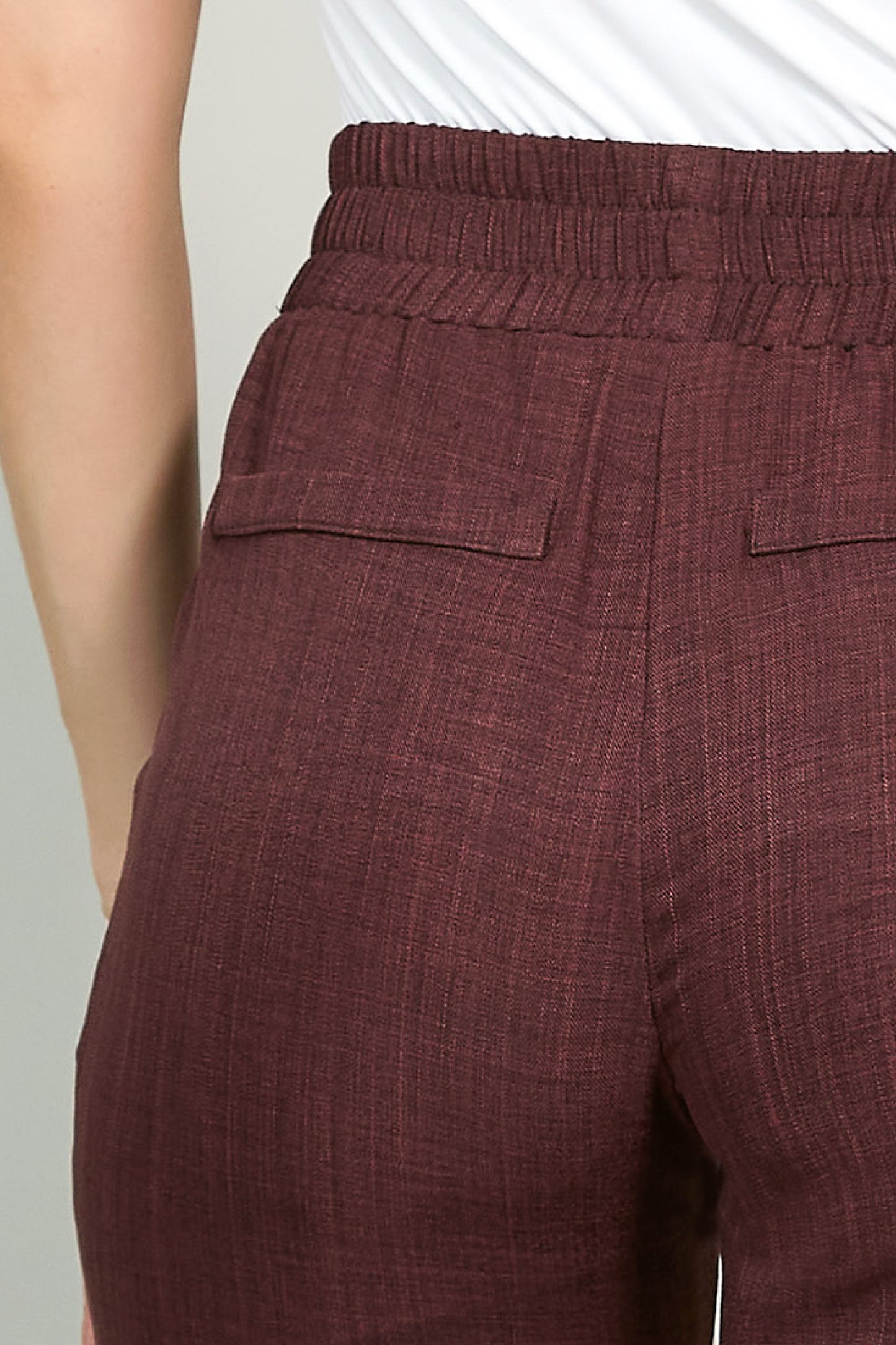 Pantalón recto con resorte en cintura 251039