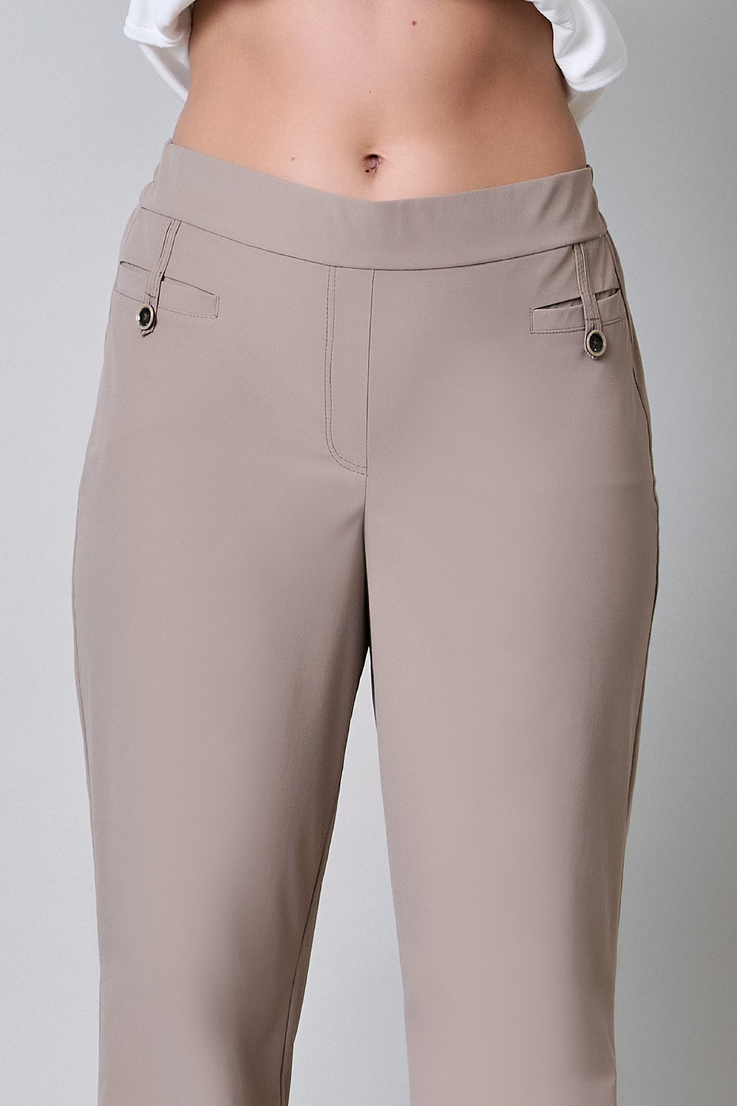Pantalón gabardina con elástico atrás 251043
