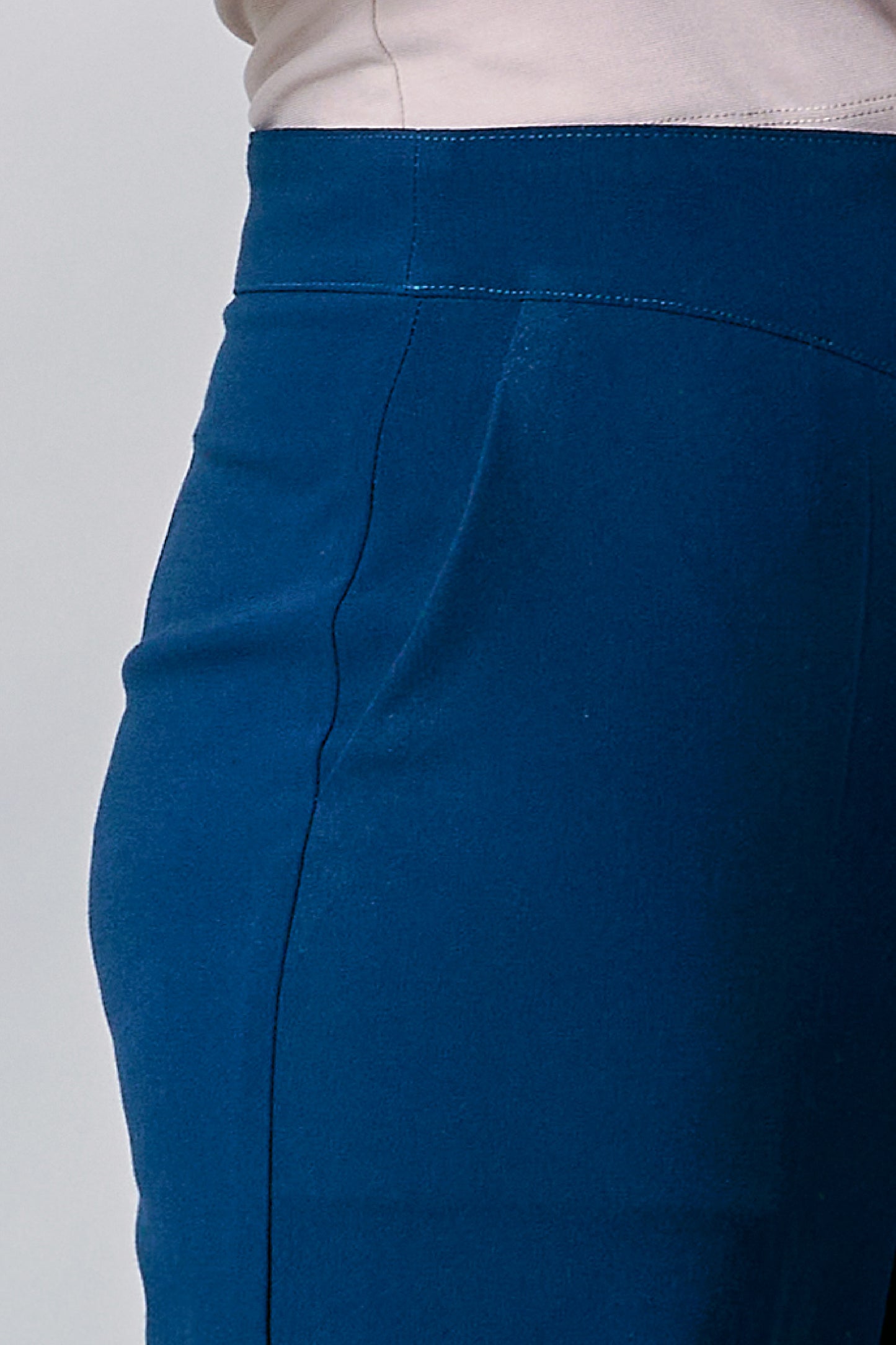 Pantalón de vestir amplio a 3 botones 251067