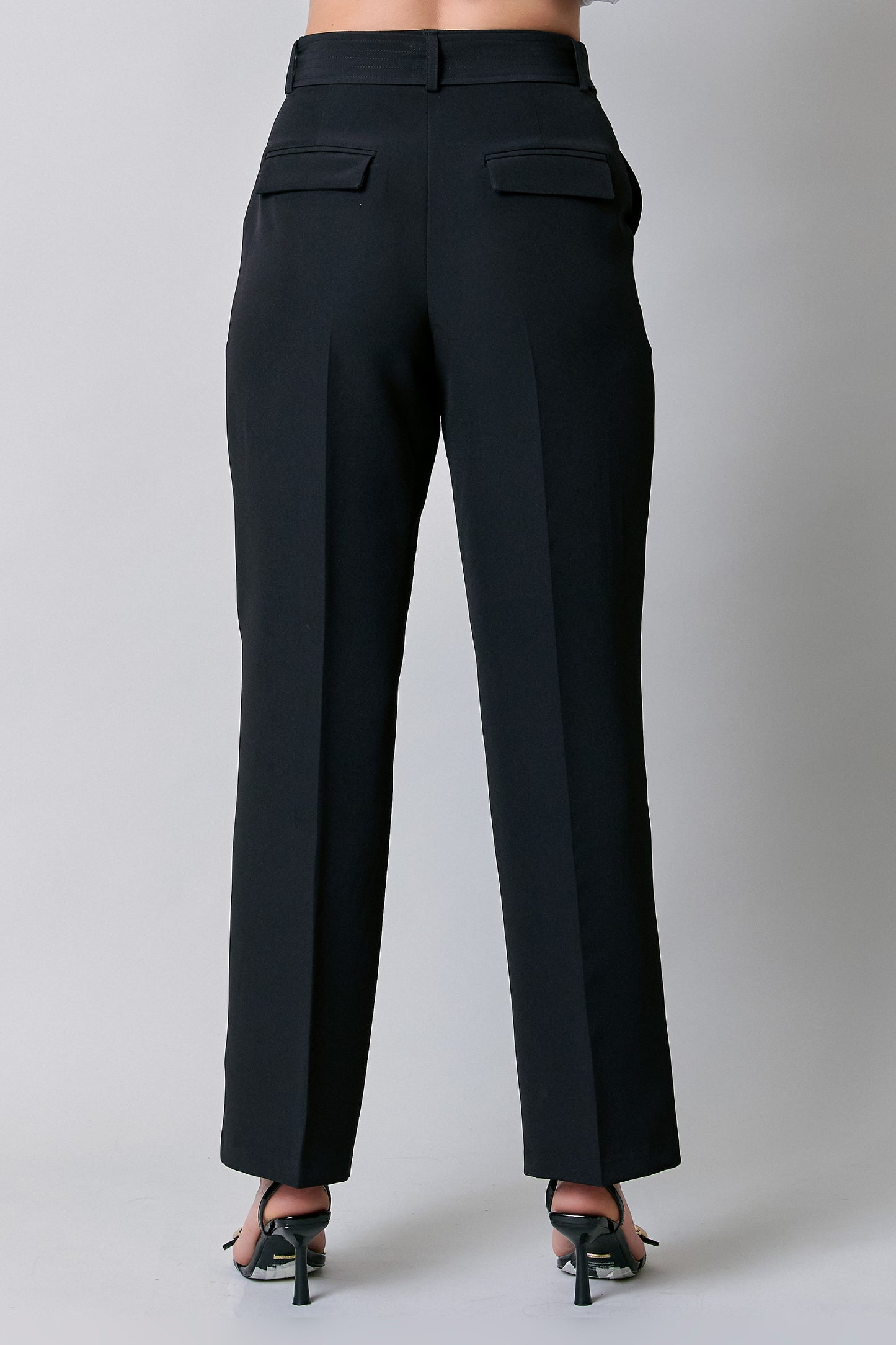 Pantalón de vestir con cinturón 251075