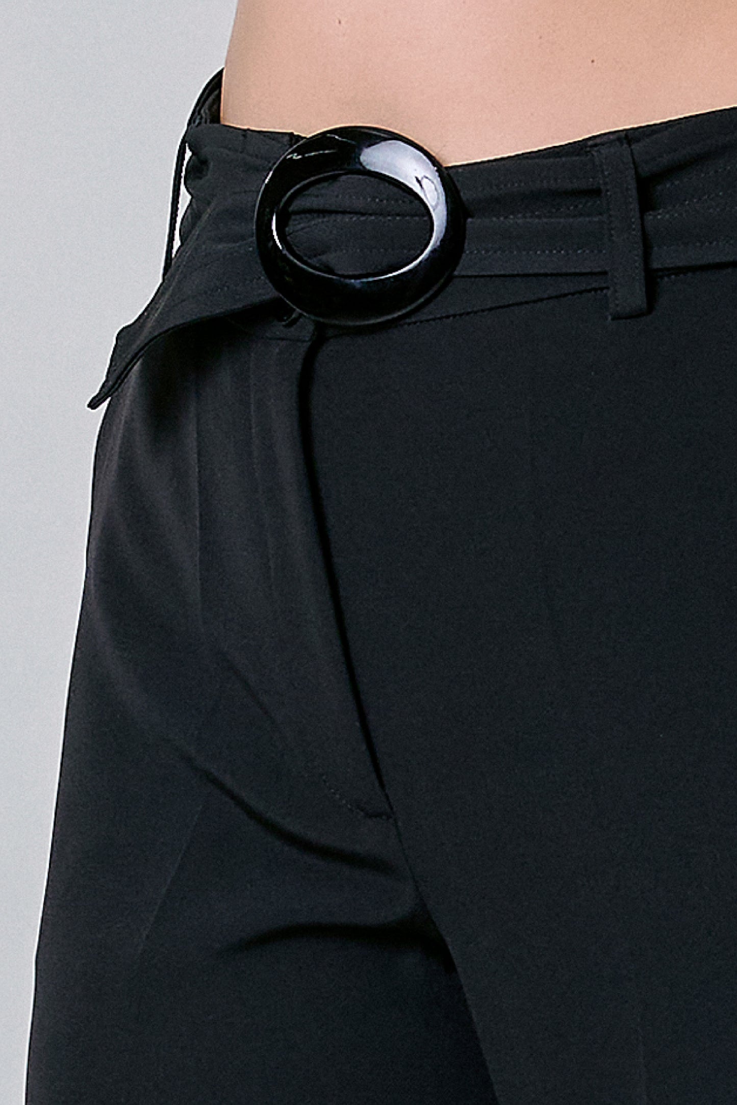 Pantalón de vestir con cinturón 251075