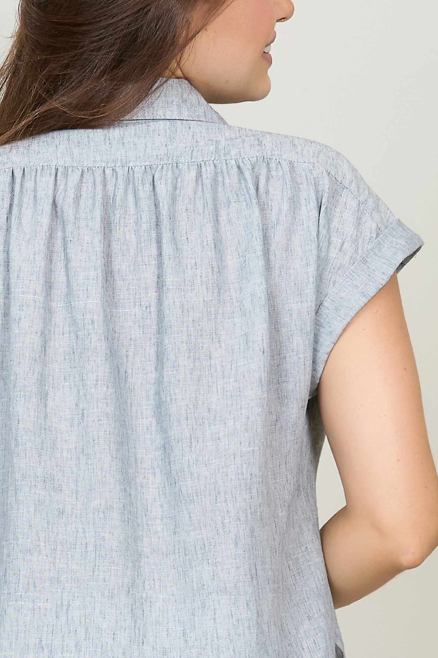 Blusa manga corta con detalle de dobles 252035