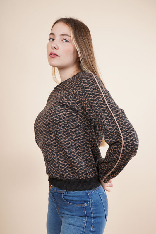 Blusa de manga larga con detalle de franjas 252079