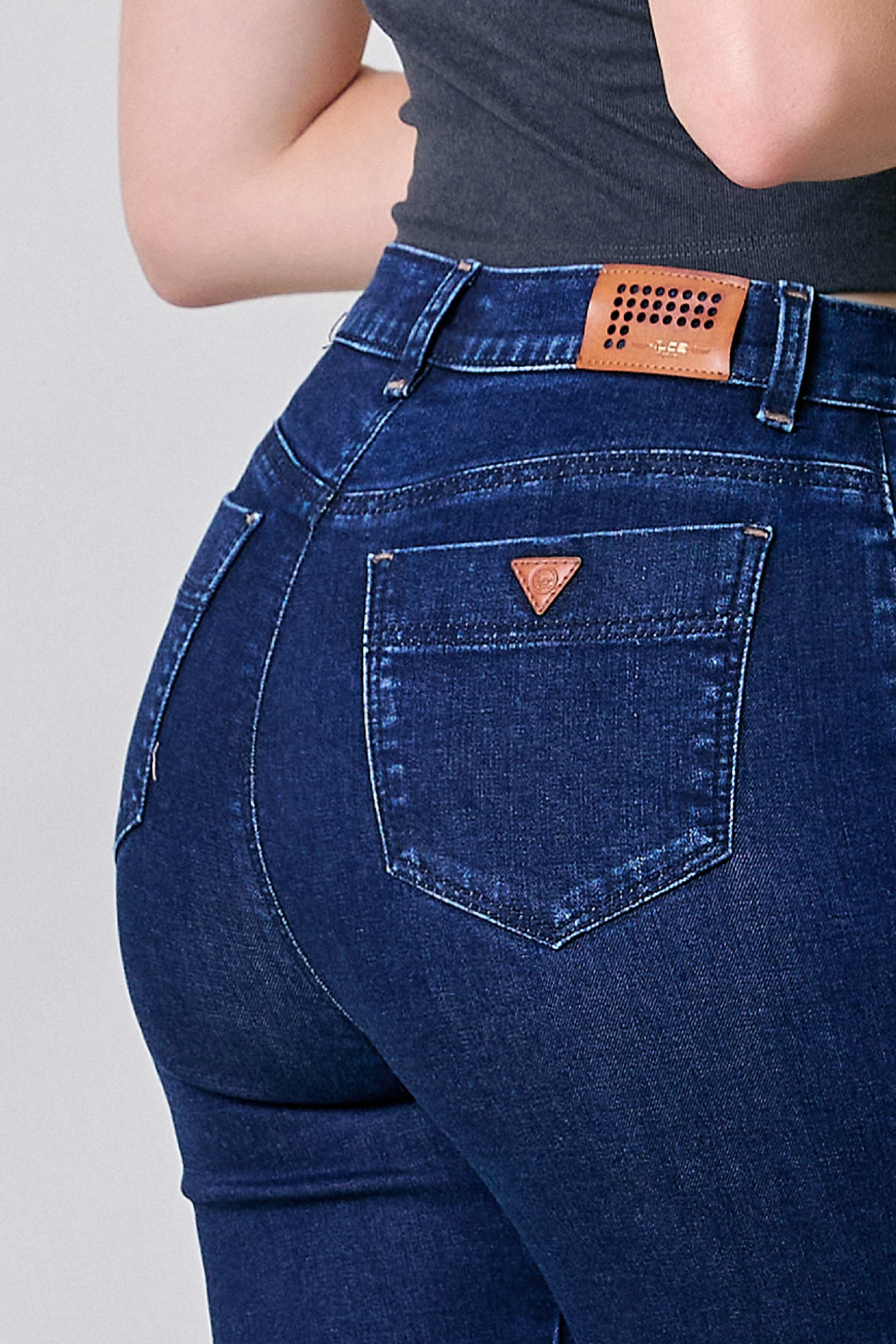 Jeans de mujer colombiano, corte recto 256027