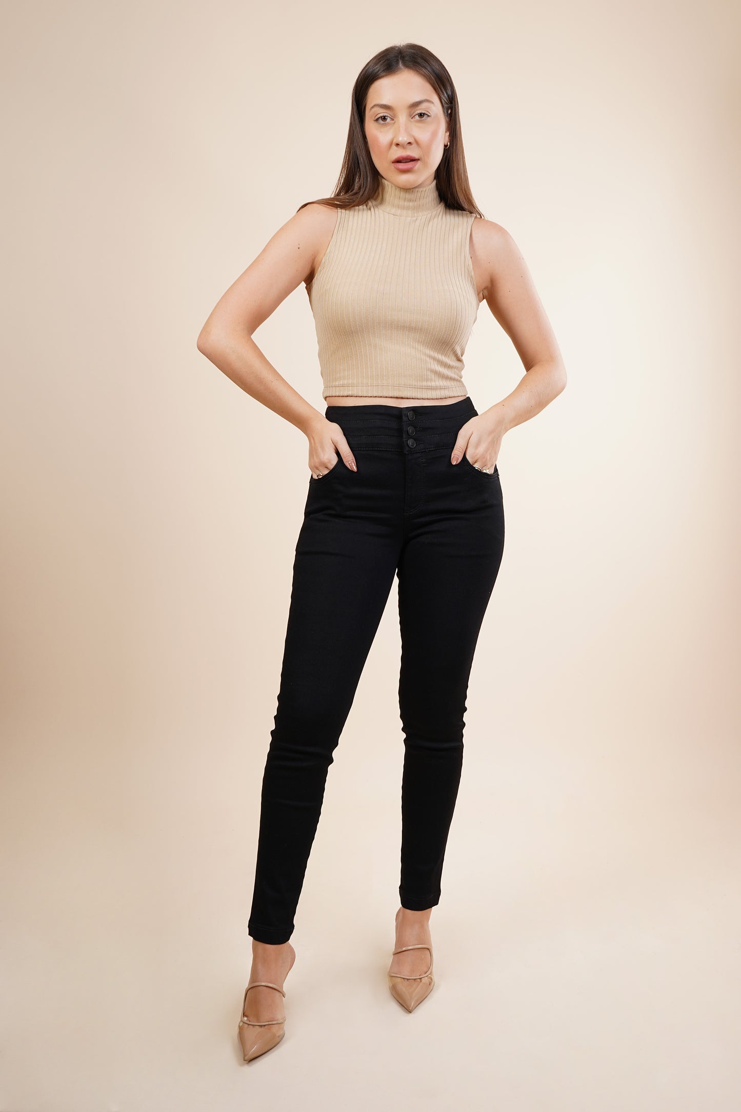 Jeans skinny con 3 botones 256036