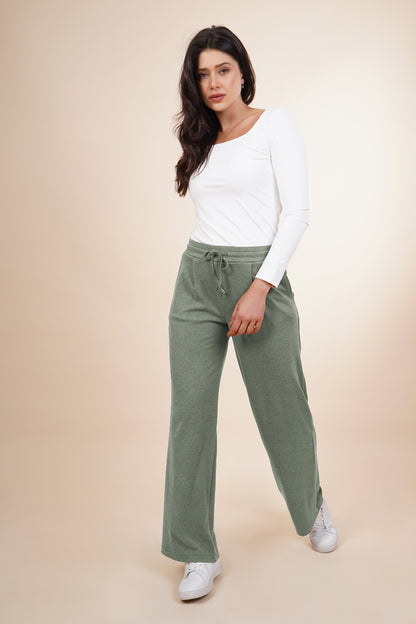 Pantalón Verde Con Cordón Ajustable 251128
