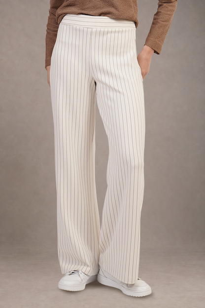 Pantalón Beige De Rayas