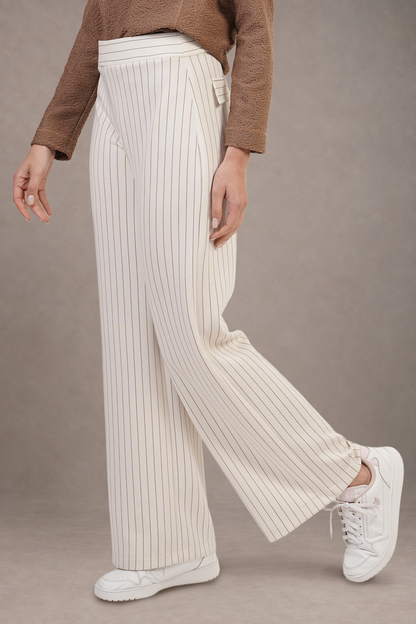 Pantalón Beige De Rayas