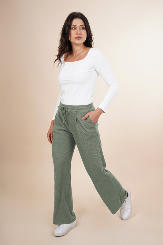 Pantalón Verde Con Cordón Ajustable 251128