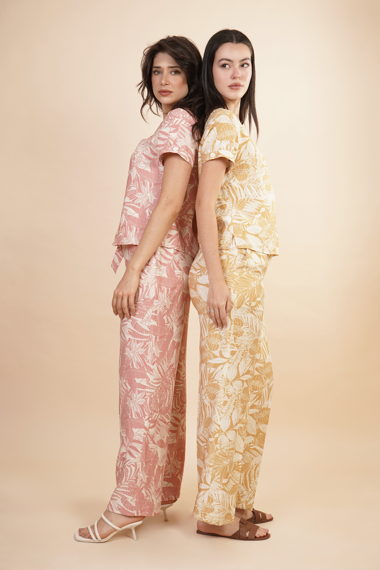 Pantalon Rosa  Estampado Tropical 261039