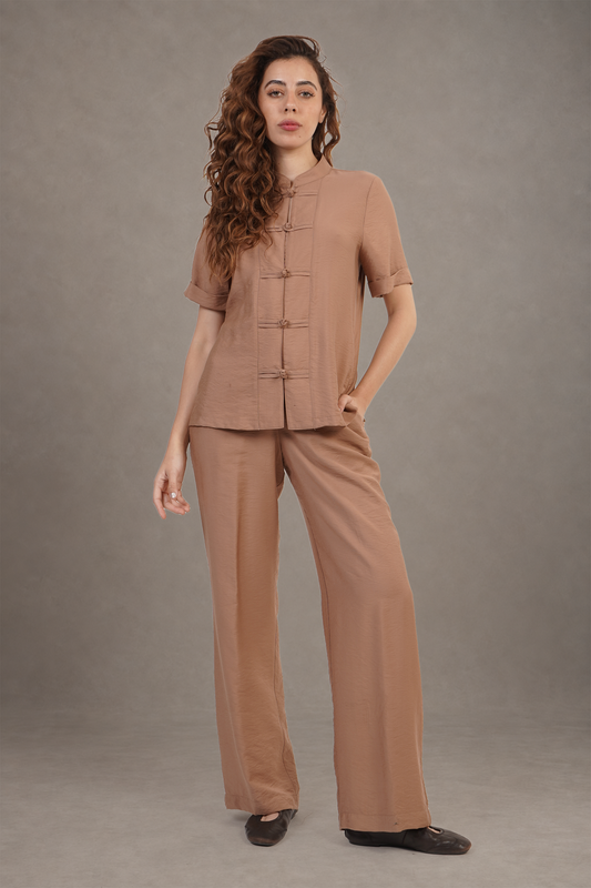 Blusa Camel Con Cierres   Tipo Chino