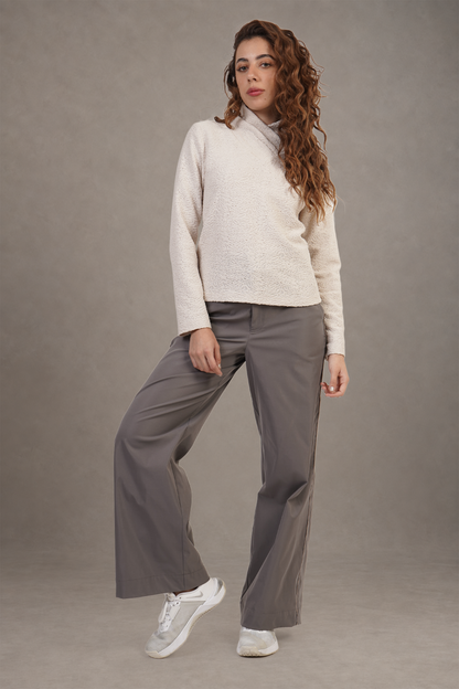 Blusa Marfil Con Cuello Alto Y Textura