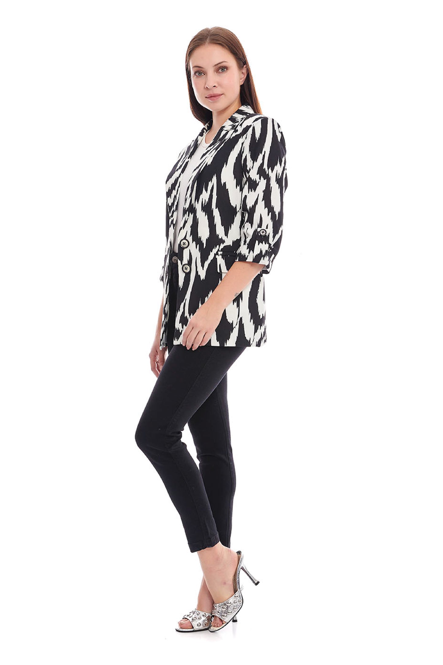 Saco estilo animal print media manga a dos botones 244003