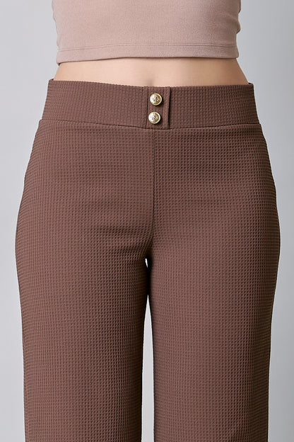 Pantalón amplio con dos botones 251064