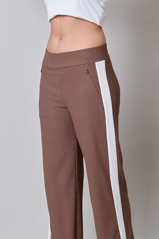 Pantalón deportivo amplio con elástico en cintura 251065