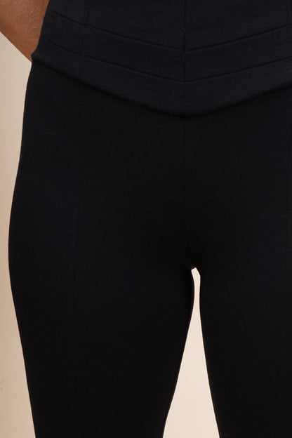 Leggings ajustado con detalle en pretina 251078