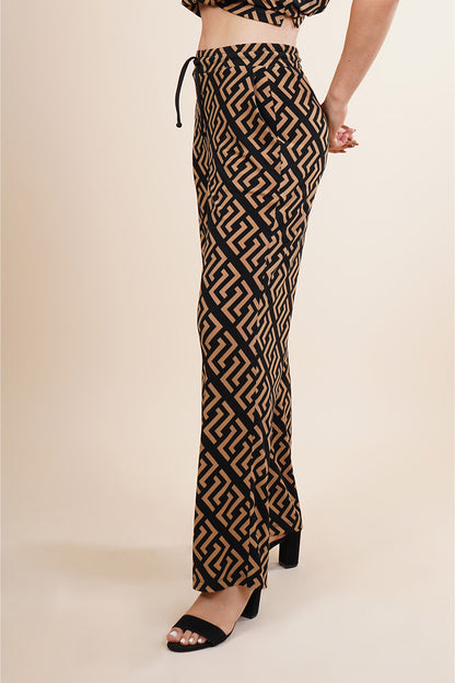 Pantalón estampado con cinta y resorte en pretina 251091