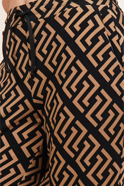 Pantalón estampado con cinta y resorte en pretina 251091
