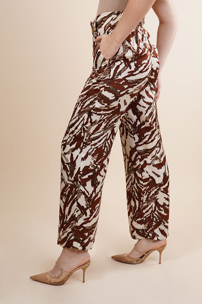 Pantalon amplio con estampado floreado 251097