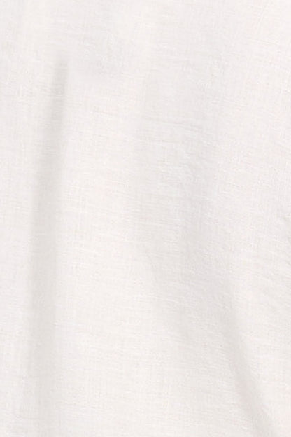 Blusa manga corta con cuello v y detalles en tela 252034