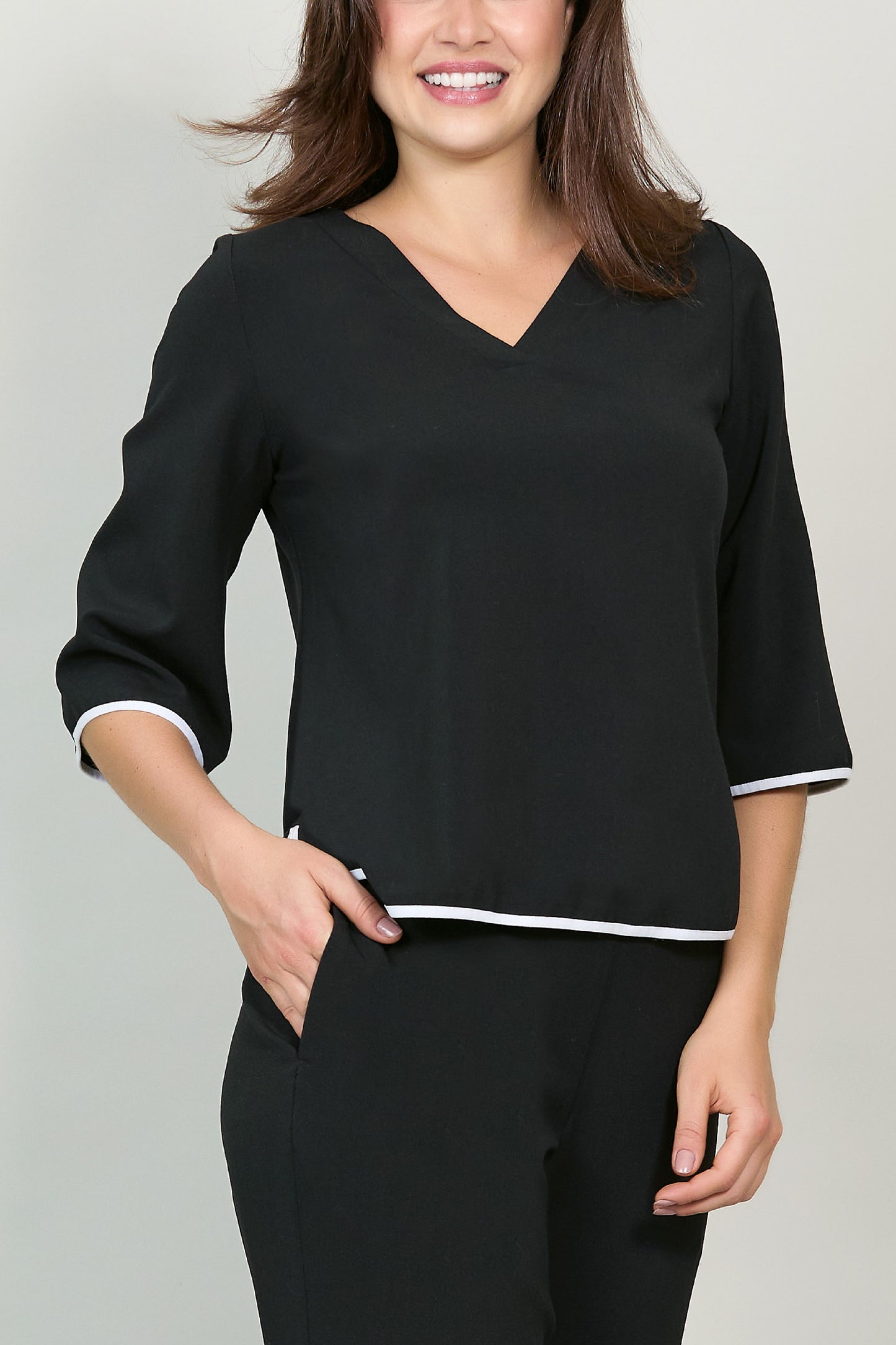 Blusa manga 3/4 con cuello en V 252045