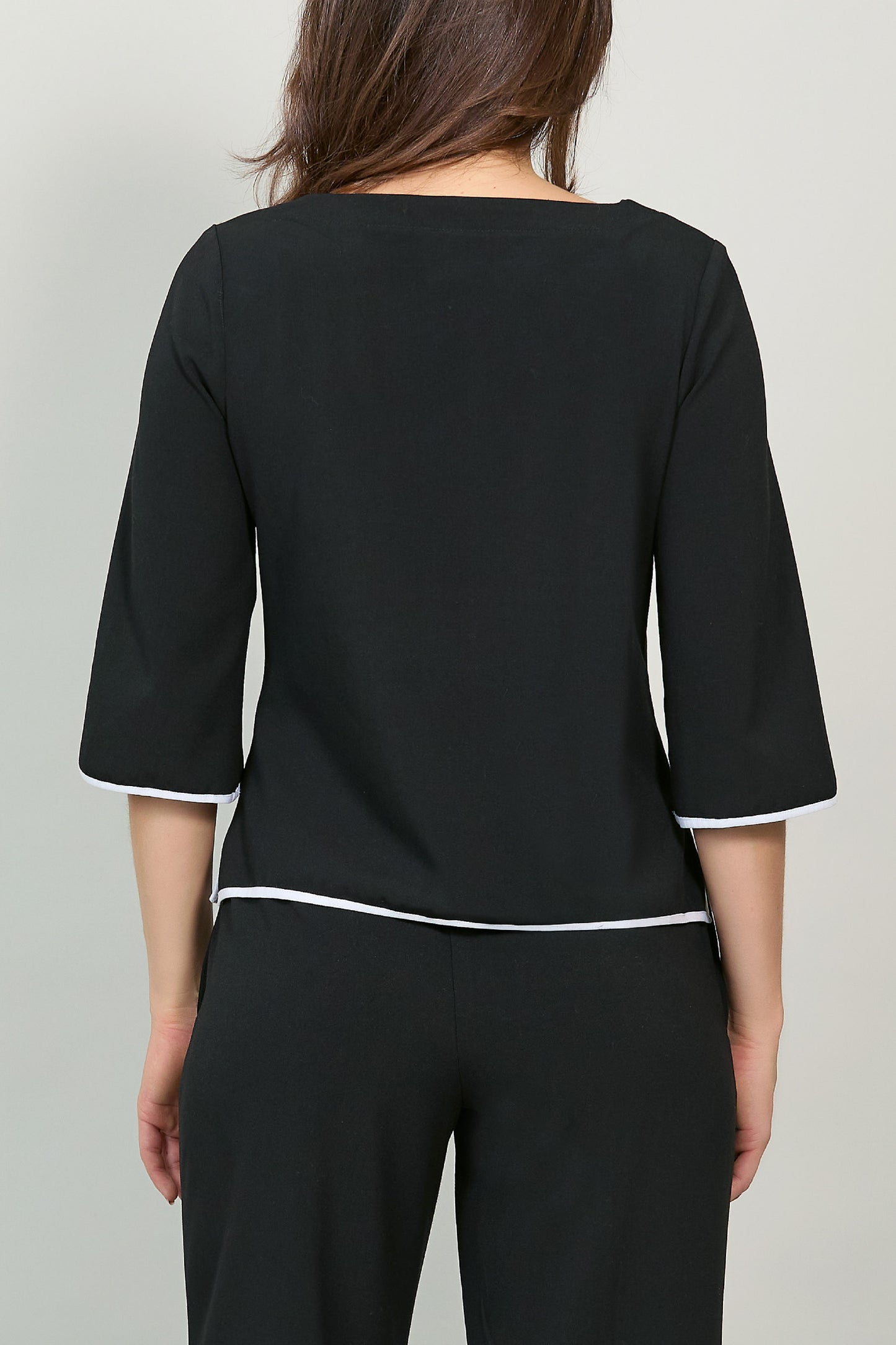 Blusa manga 3/4 con cuello en V 252045