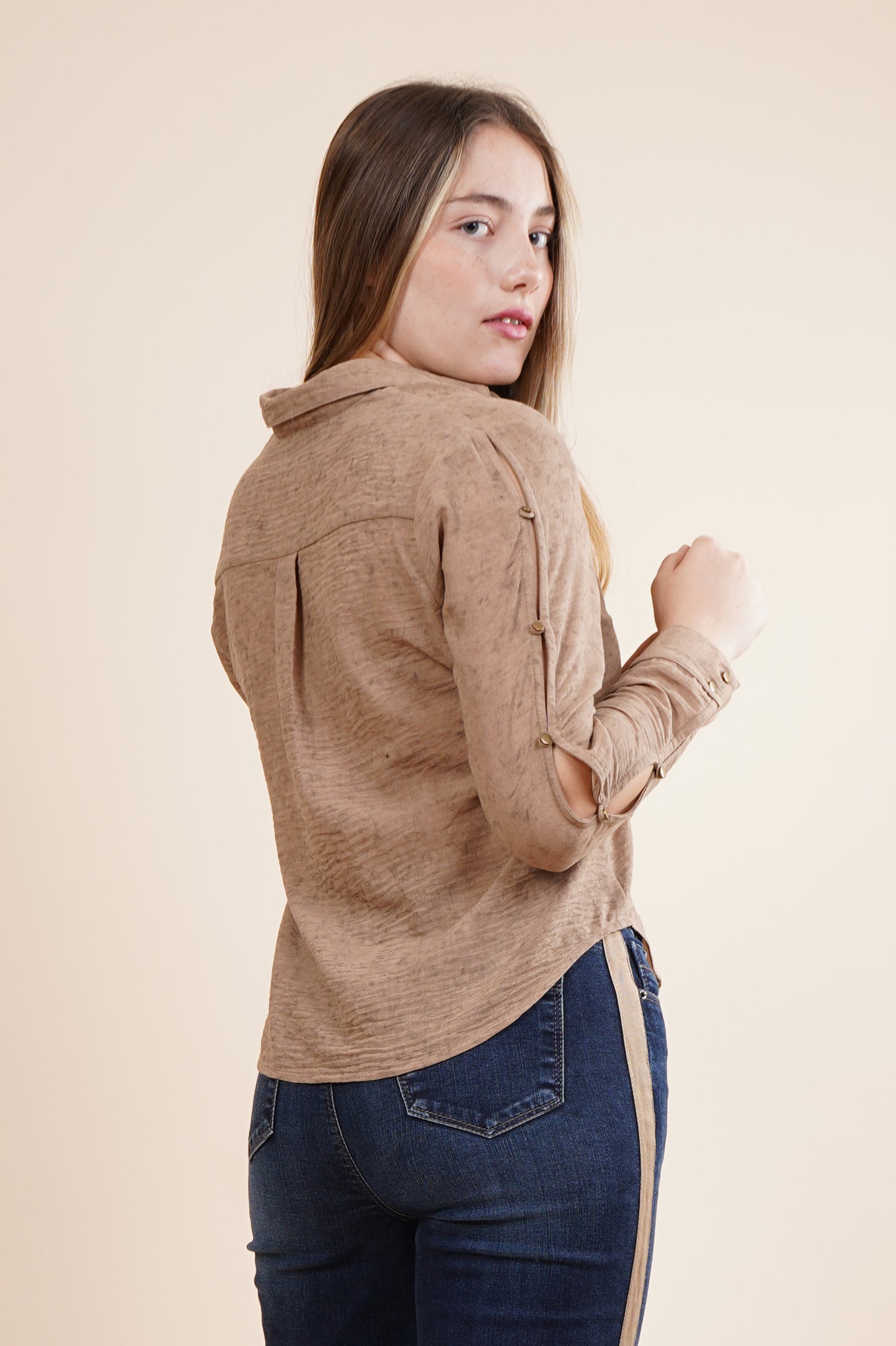 Camisa cuello clásico 252075