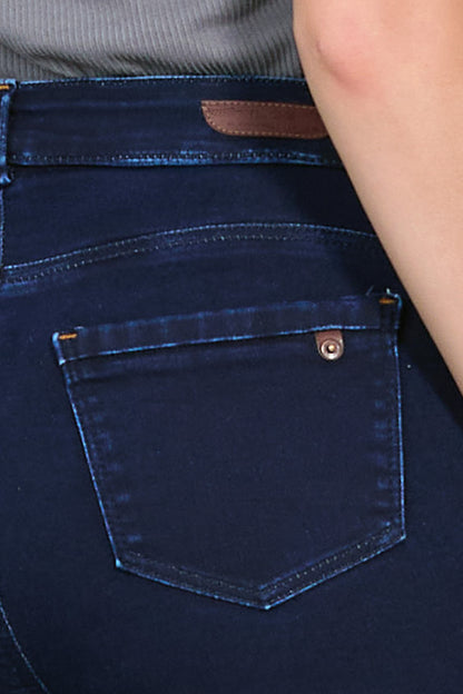 Jeans recto con dobladillo 256014
