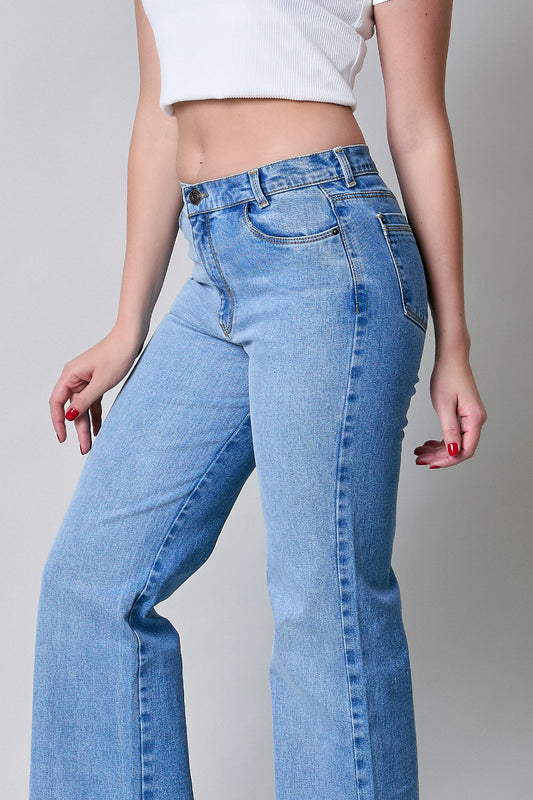Jeans de mezclilla claro recto, pretina baja 256019