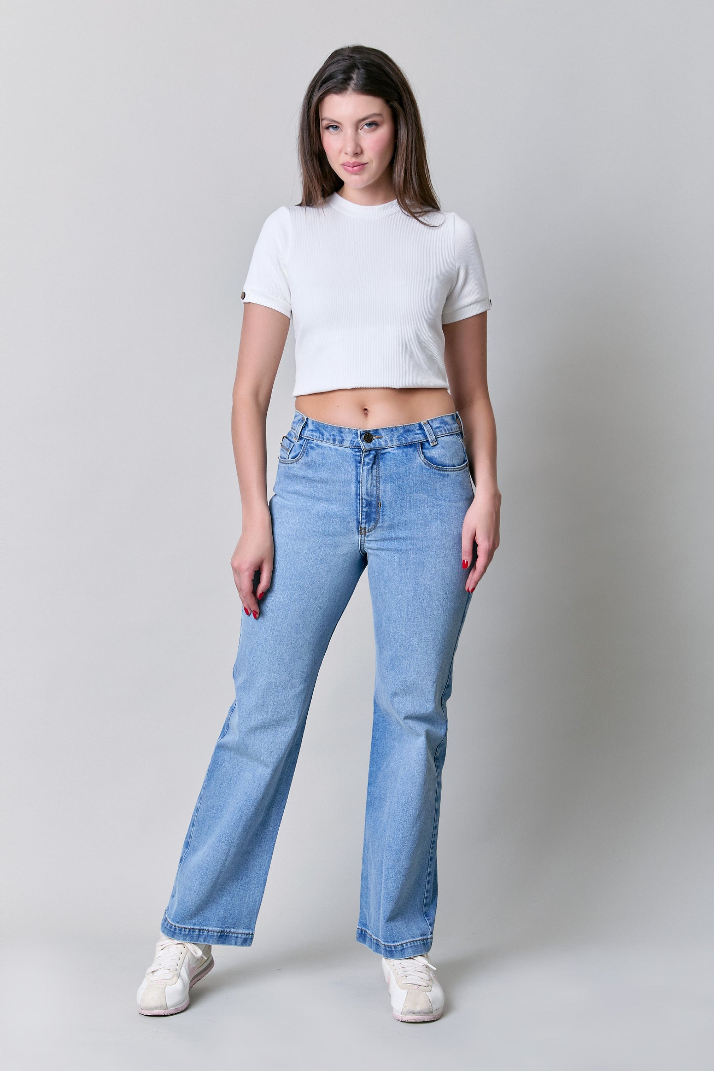 Jeans de mezclilla claro recto, pretina baja 256019