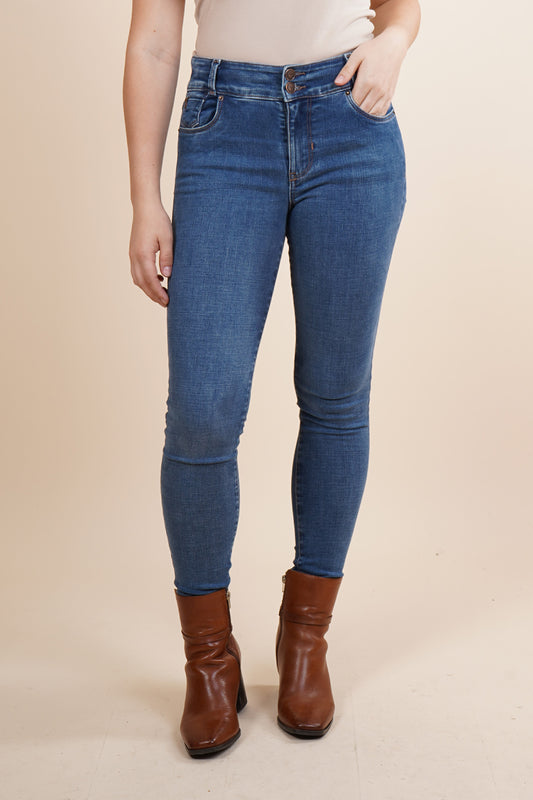Jeans skinny con dos botones,  corte colombiano 256032