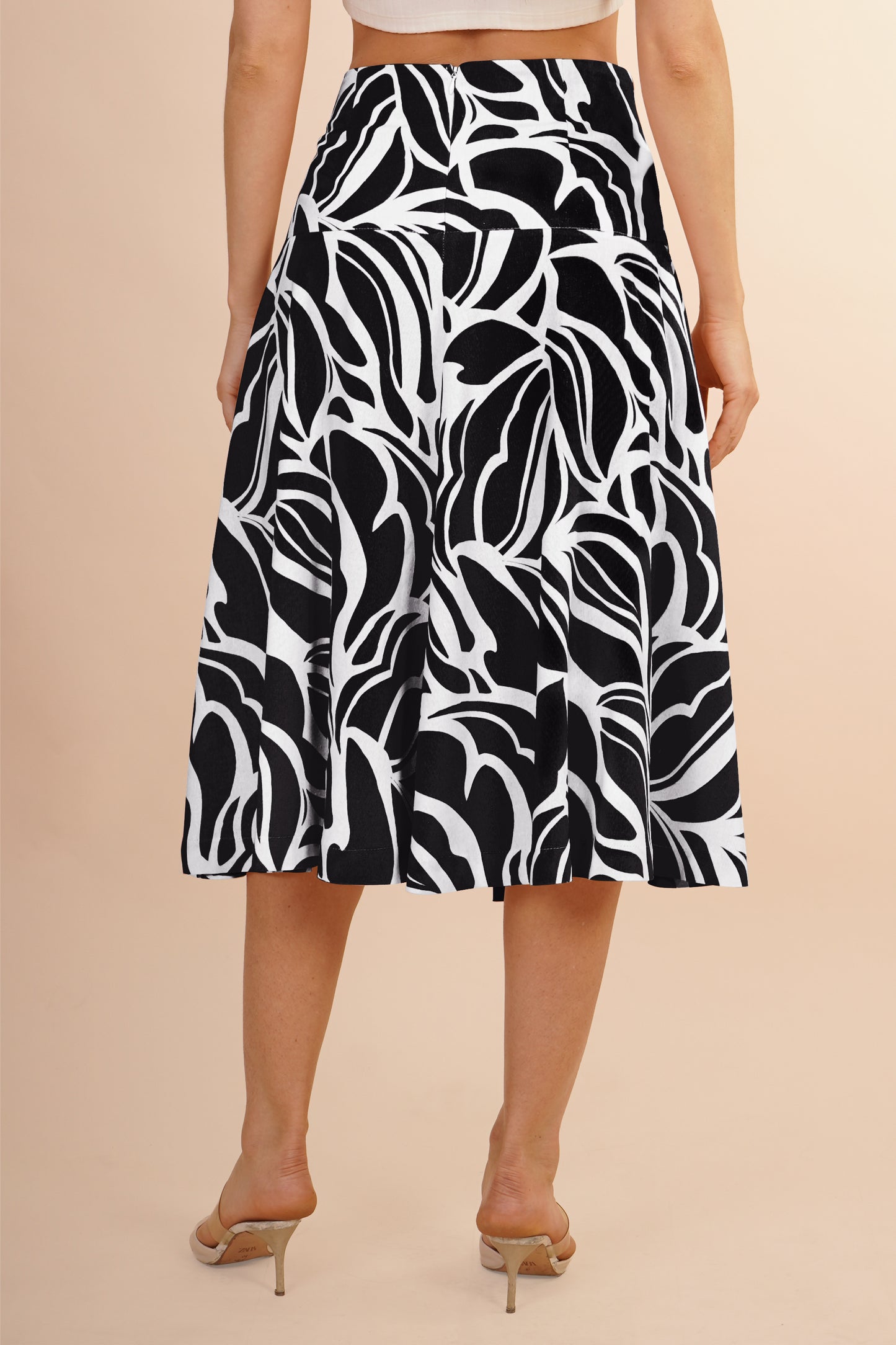 Falda Semi Circular Negro 261035
