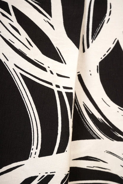 Blusa Sisada Estampado Geométrico Negro 262070