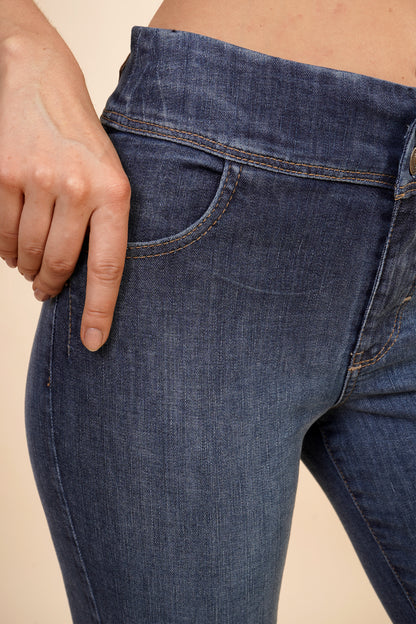 Jeans Azul Oscuro Ajustados