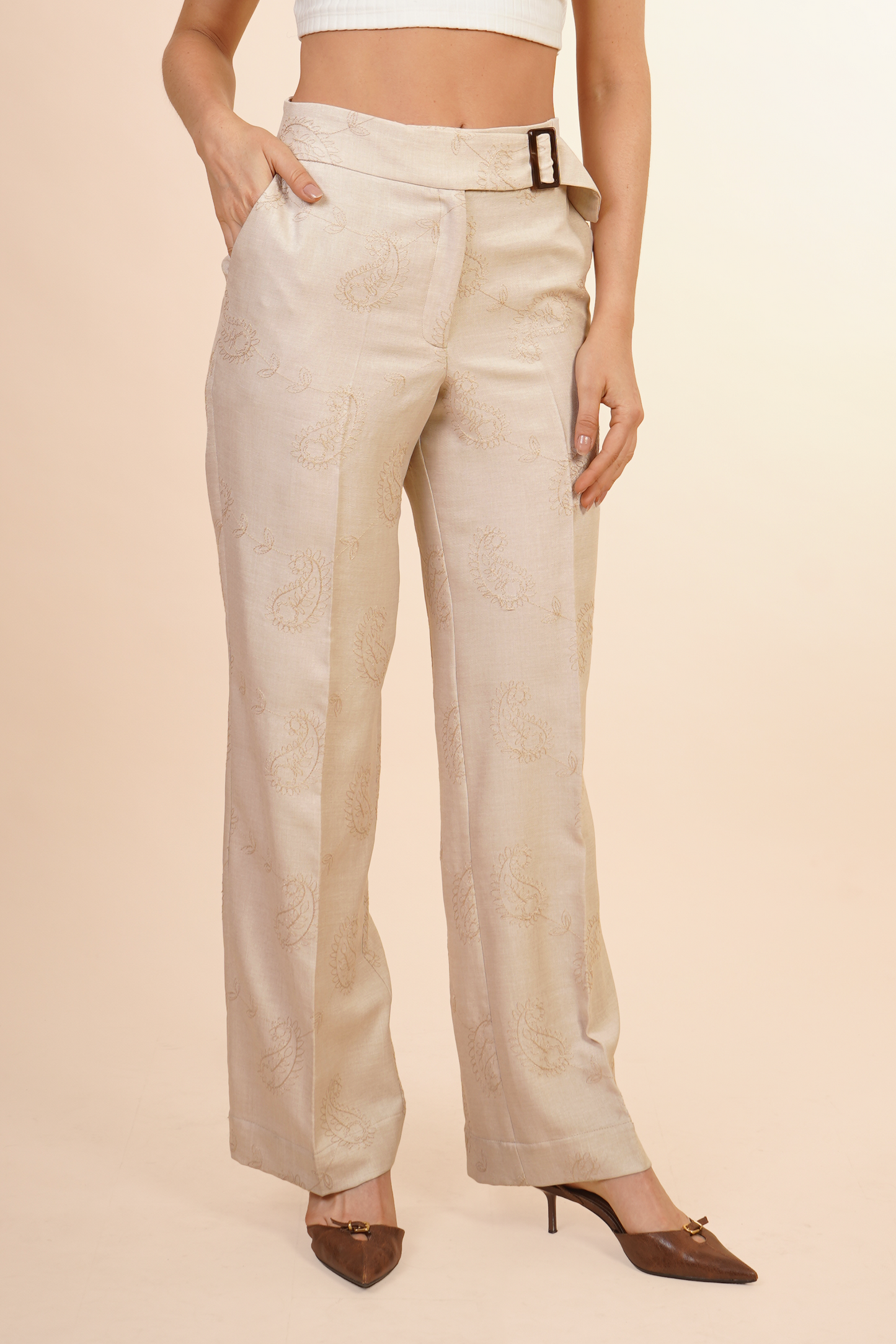 Pantalon Beige Bordada 261036