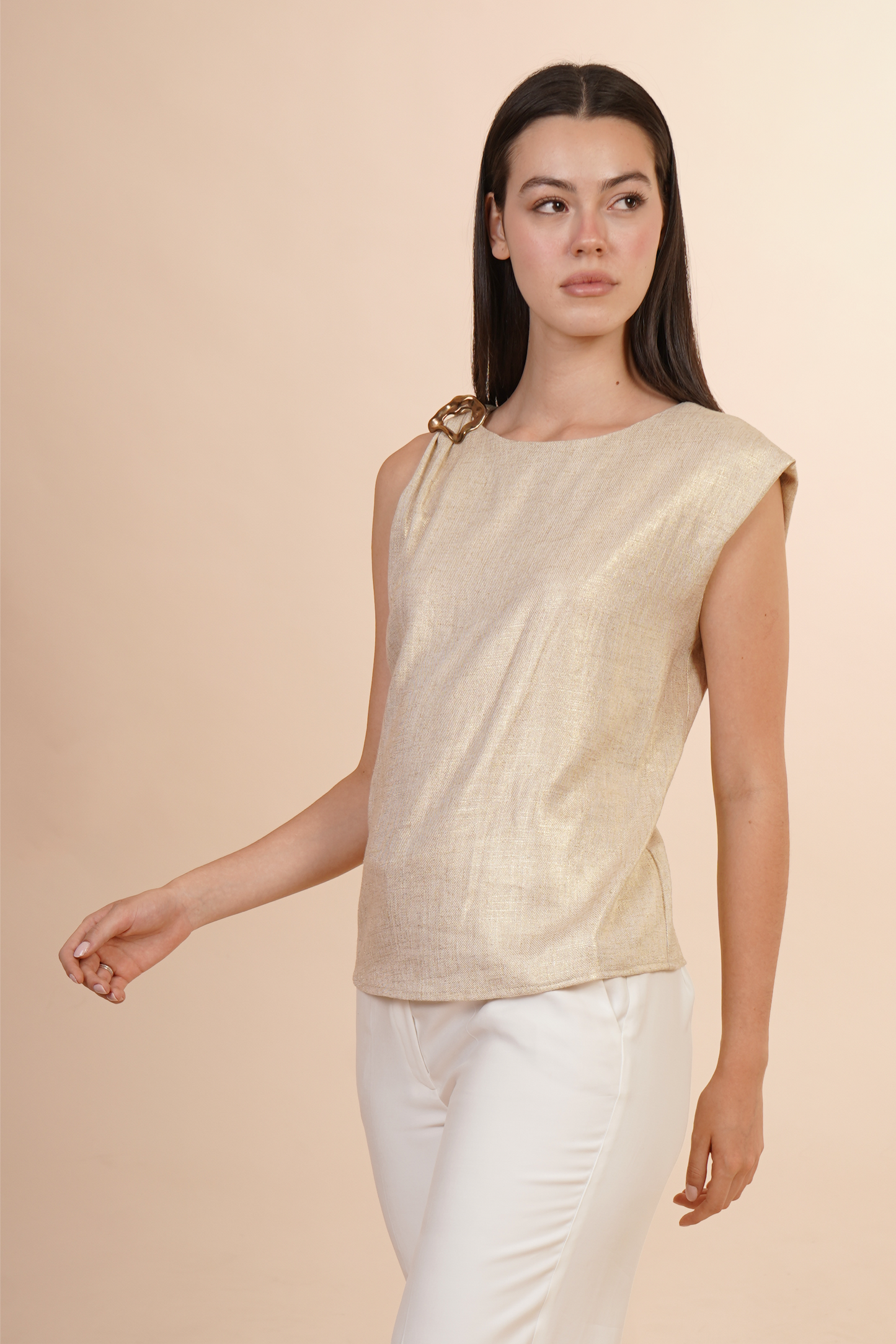 Blusa Con Adorno En Un Hombro 262057
