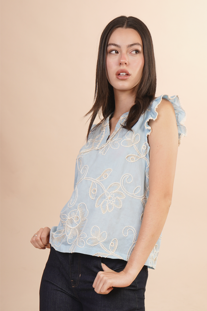 Blusa Bordada Con Holán En La Manga 262043