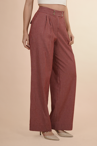 Pantalón de pierna ancha color vino