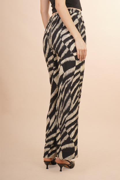 Pantalón Amplio de Cintura Elástica Negro 261062