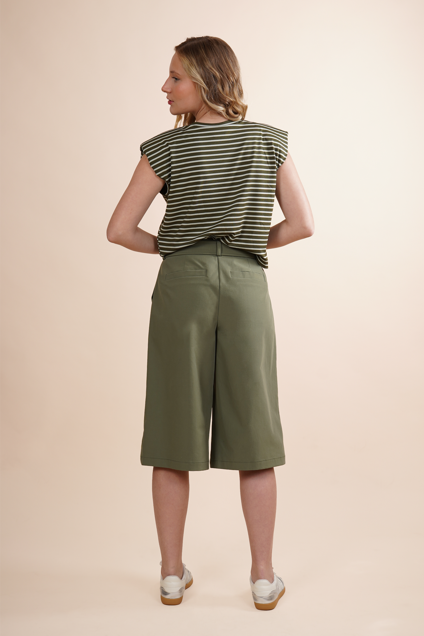 Bermudas Con Cinturón 261002