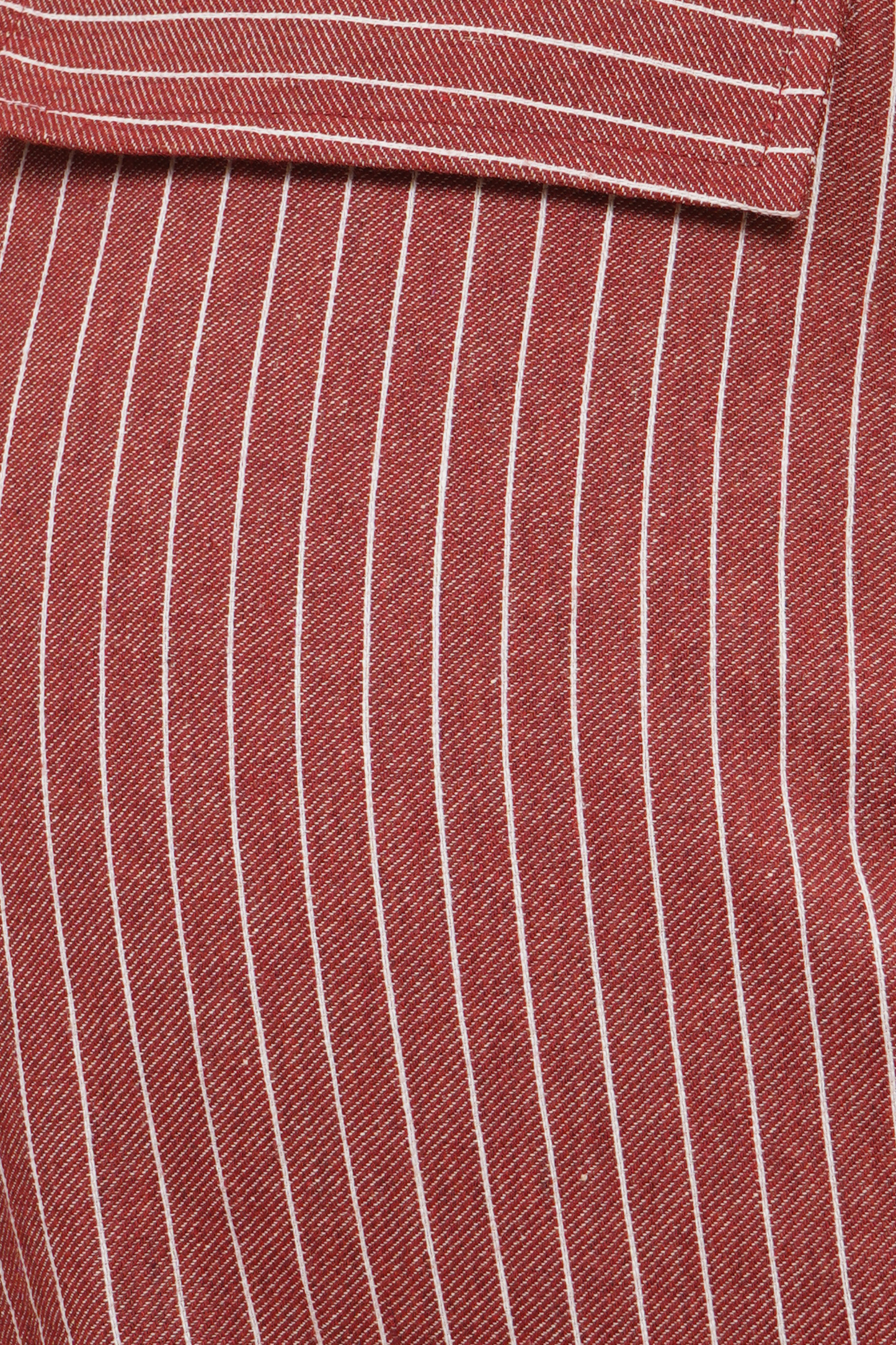 Pantalón de pierna ancha color vino