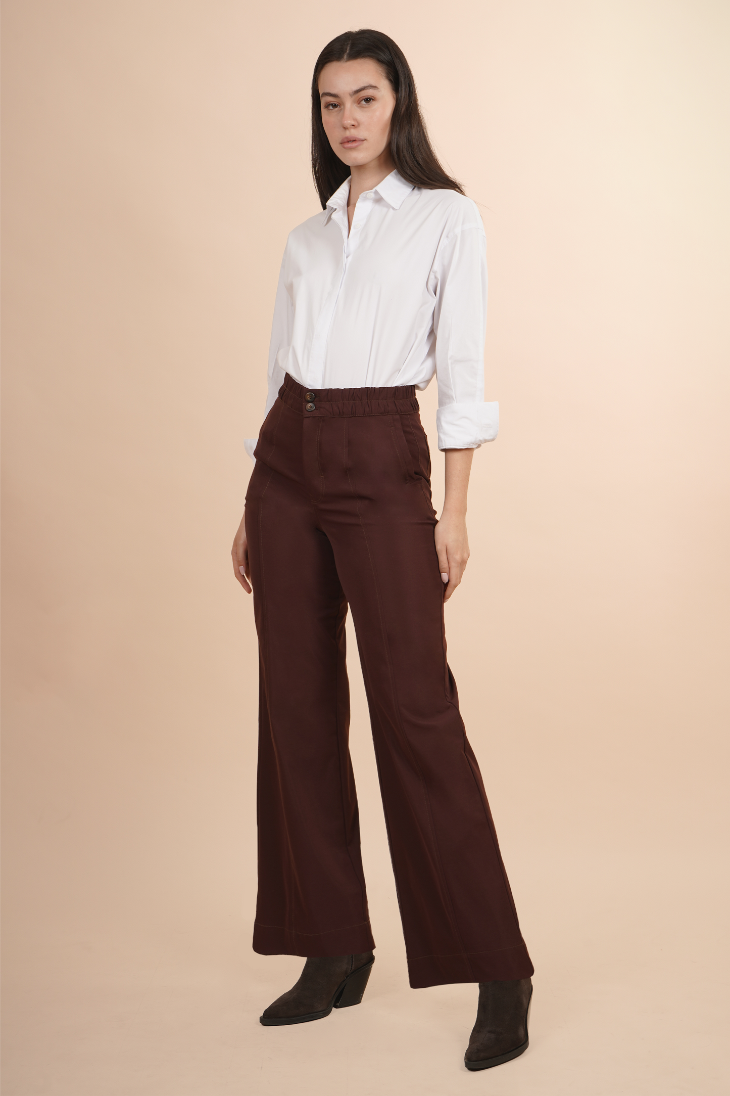 Pantalón Café Oscuro De Pierna Ancha