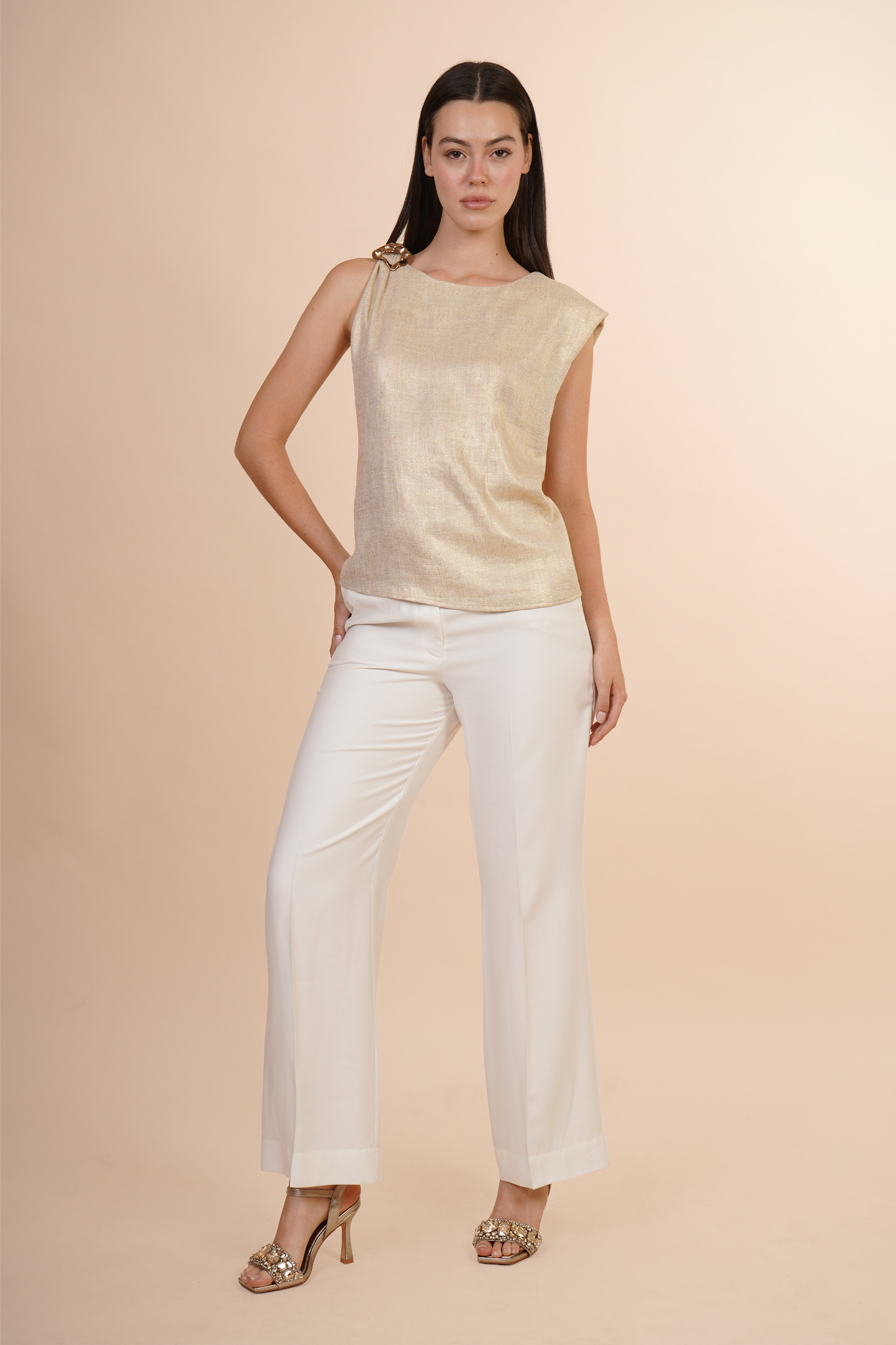 Blusa Con Adorno En Un Hombro 262057