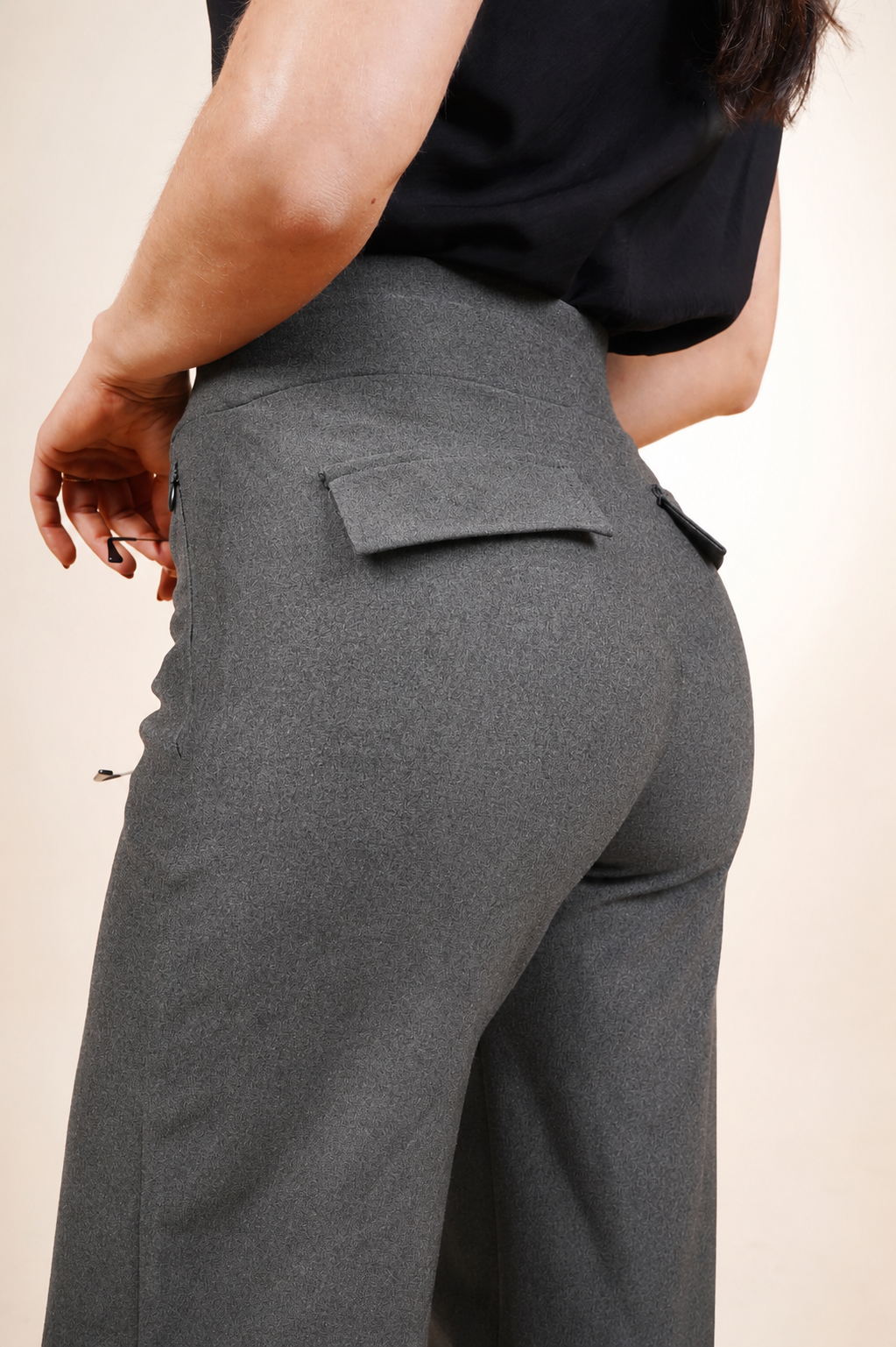 Pantalón Con Carteras Gris Jaspeado  261043