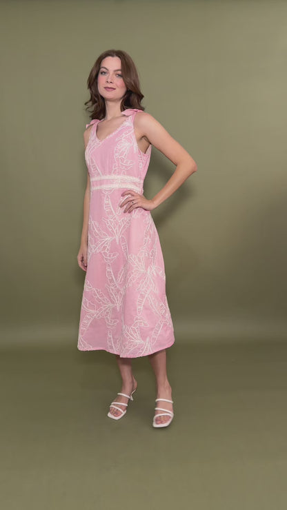 Vestido Rosa Bordado